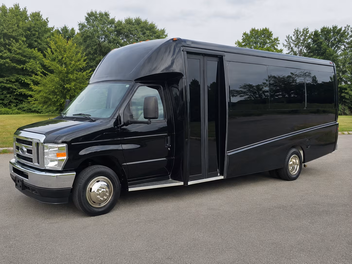 bowie wine tour brewery transportation onboard seating