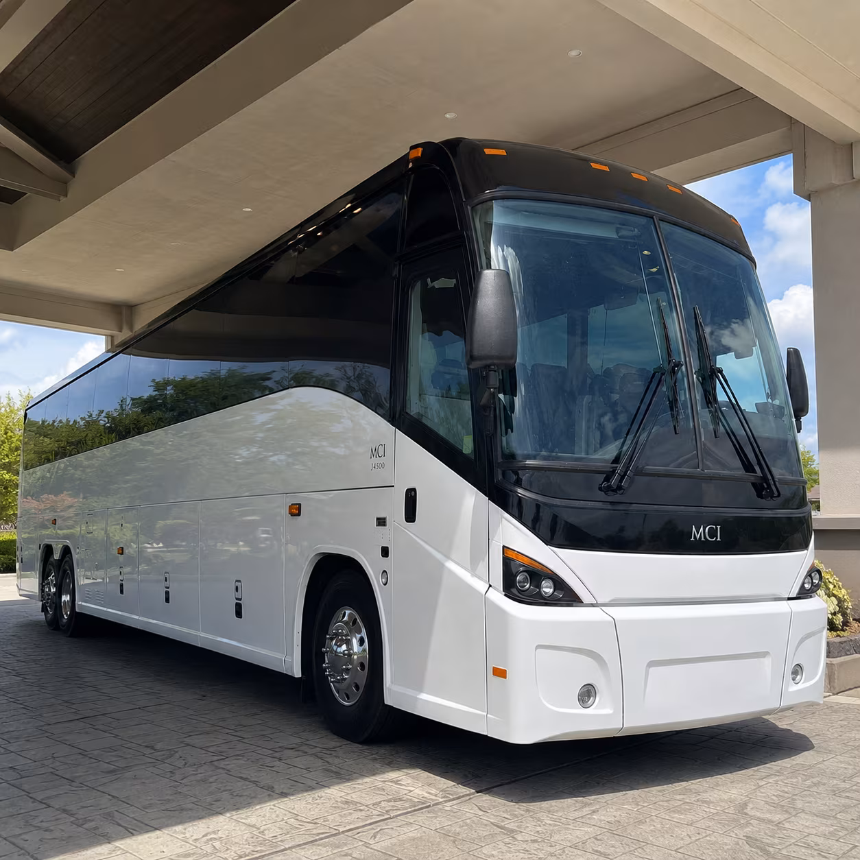 charter bus shuttle service to bwi the closest airport to bowie
