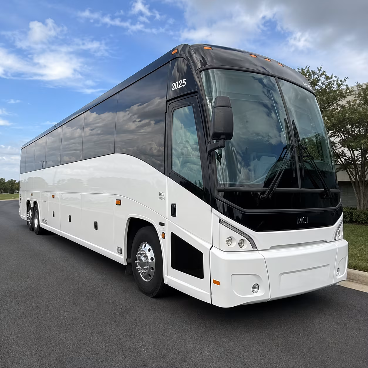 the anthem and d c s best mid size venues are easy with the right bus